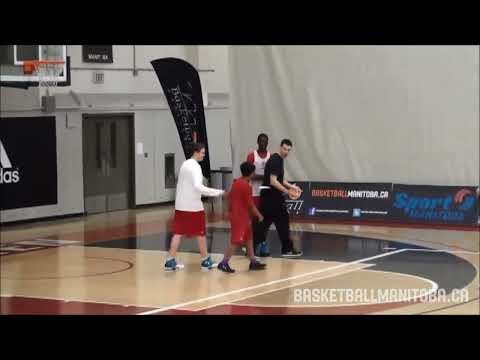 2 v 1 Receiving a screen with extra player as passer