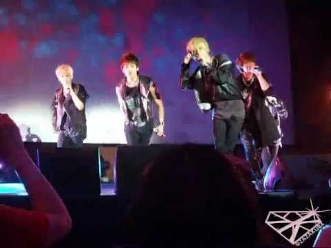 [FANCAM] 111103 샤이니 SHINee 누난 너무 예뻐 (Replay) at London Korean Film Festival