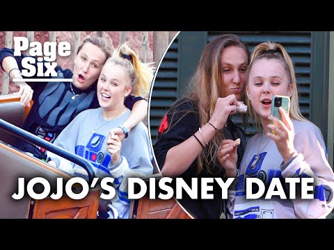 Jojo Siwa and girlfriend Kylie Prew get flirty during Disney World date | Page Six Celebrity News