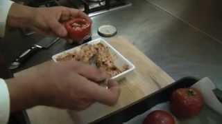 preview picture of video 'Smag Toscana/Taste Tuscany - opskrift: Fyldte tomater/ recipe: Stuffed tomatoes'
