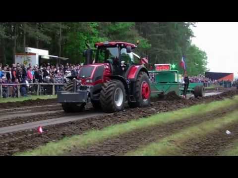 Valtra S233 Full Pull Banzkow 2013