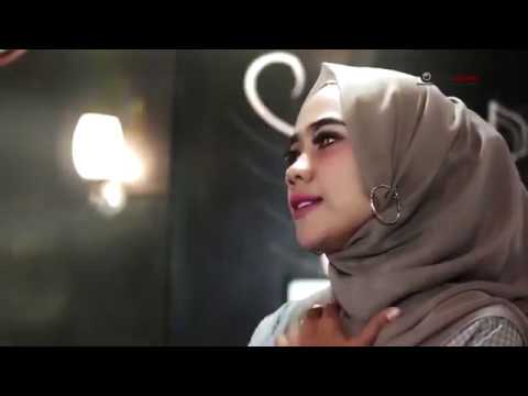 CUT RIANDA ZUHRA    SYANTIQ SAMA JANDA  ABANG LAGI DIMANA  [official music]