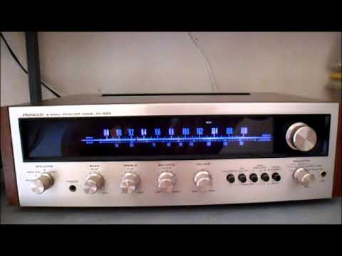 See the funny little clown Bobby Goldsboro