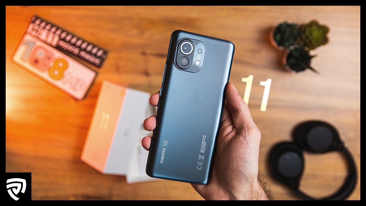 Xiaomi Mi 11: The New Best Smartphone Of 2021? 🔥  | Unboxing & First Impressions