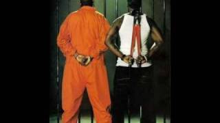 Tony Yayo - Gangsta Shit ft DJ Drama [New/August/2009/Gangsta Grillz Mixtape/Gangstas Paradise]