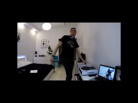 Tysa mixing in Bedroom Session by Drilla (Techno Mix)