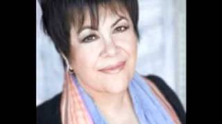 Phoebe Snow RIP sings Somewhere Over the Rainbow