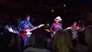Blue Suede Shoes / Johnny B. Goode (Live) - John Fogerty and Brad Paisley