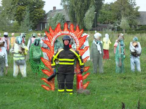 Fotofilm: Vogelverschrikkers van Oisterwijk – Beeldbank Oisterwijk