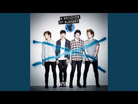 Kiss Me Kiss Me video