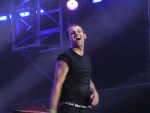 Donots – We're Not Gonna Take It (4.8.2011 at Przystanek Woodstock in Kostrzyn nad Odrą)