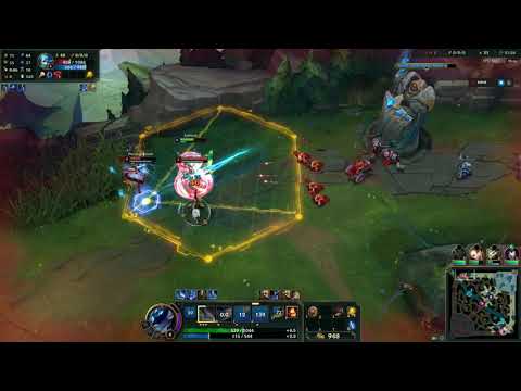 DOTA2 Player Playing League of Legends using Camille