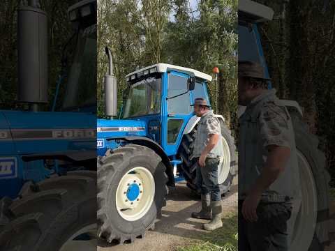 OUT OVER THE MUDGUARD #ford #7610 #rvenflowtractors