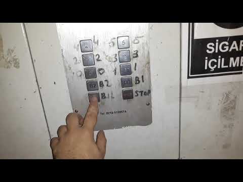 Original 1997 Royal Traction freight elevator in İyibaş mobilya and Business cntr, Istanbul, Turkey