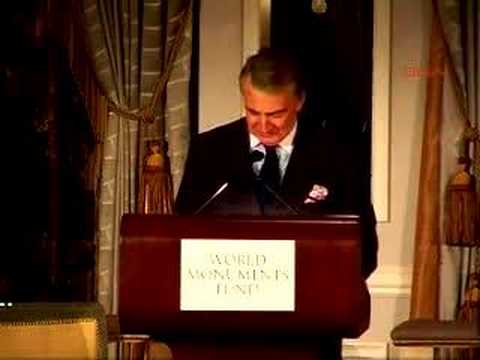 Hadrian Award honours family