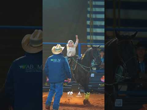 Little Cowgirl Natielly Malagutti – Bright Feature Ahead 🌟 #barrelracing