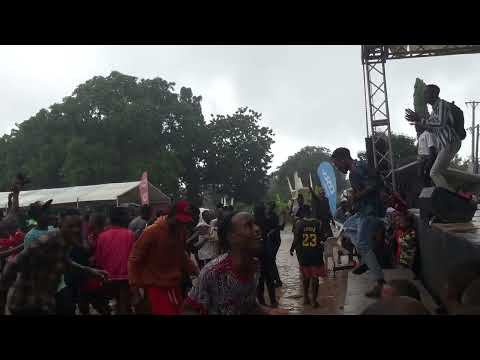 Mczo Morfan  : Live, SINGELI