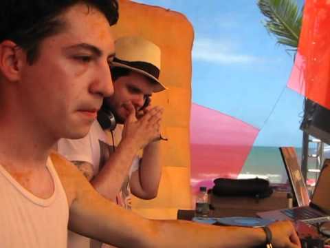 UP Club 11/12 : Crash Toniatti b2b Fischer