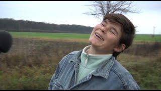 faze tari intrebari pe strada