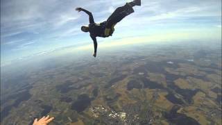 preview picture of video 'AFF Skydiving Training - Jumps 5-9'