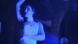 BlutEngel   Ein Augenblick Tränenherz Live HD   YouTube