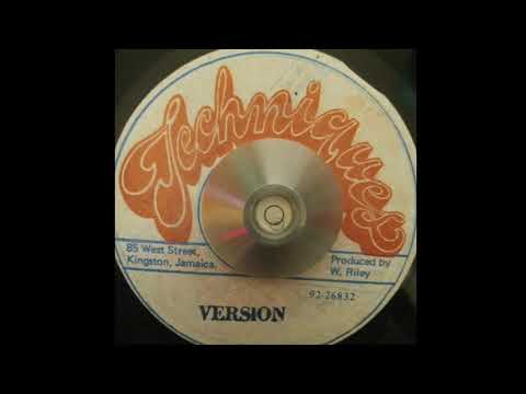 Faithful Brothers – I And I Nah Run & Version (Techniques) 197?