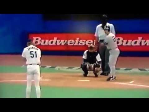 The Big Unit Completes Shutout Vs New York Yankees