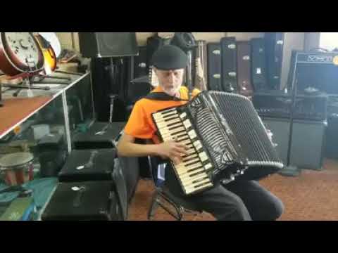 Dave Sealander playing "Paris" on a Dallapey Accordion, using the musette stop...