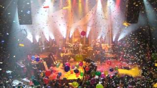 Umphrey`s McGee --  Mantis Ghetts