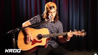 Pierce The Veil - Hold On Till May (KROQ Acoustic)