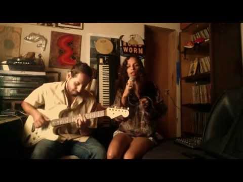 O Mundo Sorrirá video
