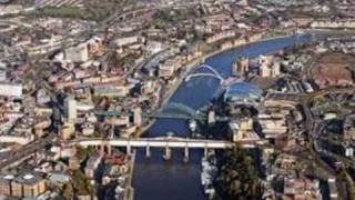 Big River, Jimmy Nail , (Newcastle Upon Tyne)