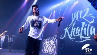 Wiz Khalifia gives weed to Dallas Fans at Bomb Factory daytoday with Big Baby Dram