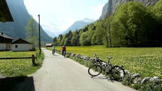preview picture of video 'Lauterbrunnen Valley: on a guided tour from Interlaken with Flying Wheels on electric bikes'