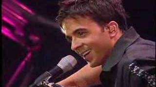 Luis Fonsi - Para vivir (en vivo) - completo