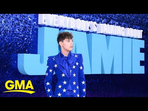 'Everybody's Talking About' Max Harwood's breakout role as a drag queen l GMA