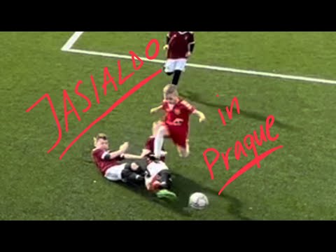 Jasialdo - Dribble / Offence / Defence play in Prague U9