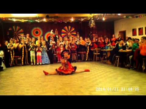 FG Seelania - Funkenmariechen Lena, Vanessa und Prinzengarde 2013/14