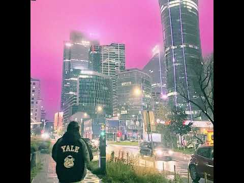 MiKA - W Opozycji Do Mnie (prod. Grracz x Iguanek)