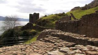 preview picture of video 'Urquhart Castle am Loch Ness in den Highlands von Schottland'