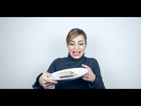 Crema che candeggia il tè verde Trucco per la persona in lentiggini video