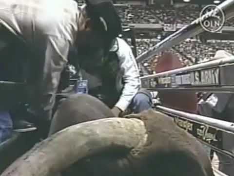 Monster Ride: Michael Gaffney rides Little Yellow Jacket for 93.75