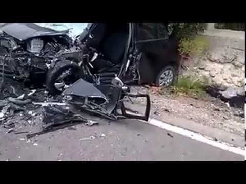 Viv@voce. Scontro frontale tra due auto