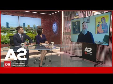 Besimtarët katolikë festojnë Pashkën, ringjallja e Jezusit, thelbi i besimit