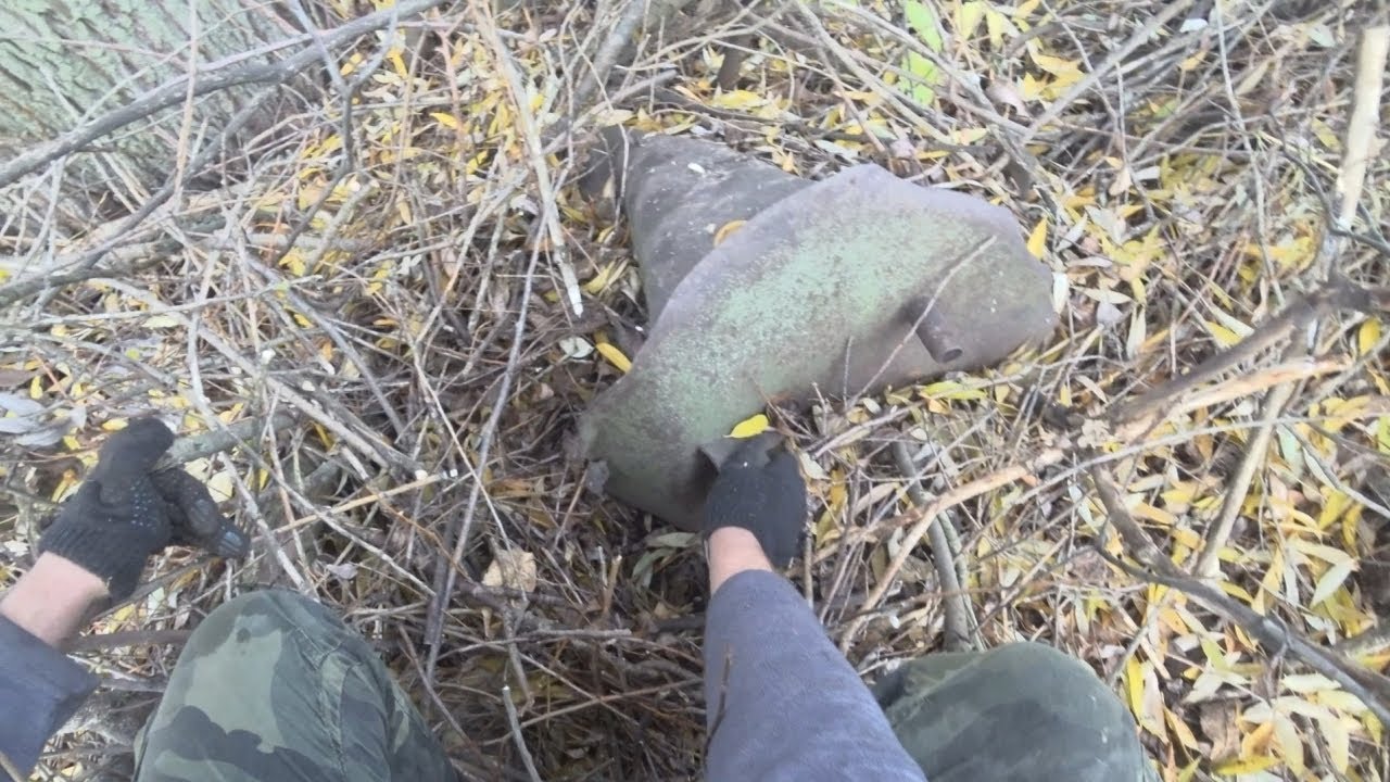 СТРАННАЯ ЖЕЛЕЗНАЯ УСТАНОВКА В КОРНЯХ! ЗАБЫТЫЕ СБРОСЫ МЕТАЛЛОЛОМА!