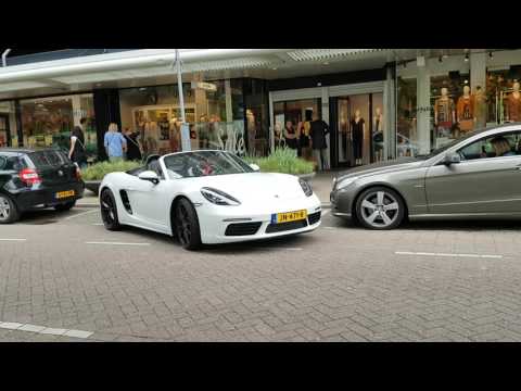 The sound of the new Porsche 718 Boxster S!