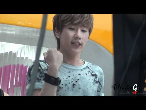 [Fancam] 110728 Sunggyu at Mnet wide open studio