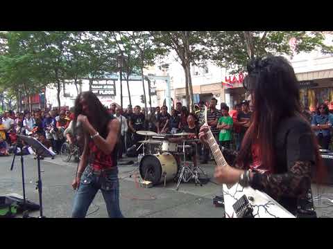 AIMAN DRUMMER - SAKURA BAND BUSKING SOGO "HATI SYAITAN"