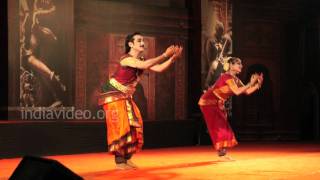 Vineeth and Lakshmi Gopalaswamy - Bharatanatyam performance 