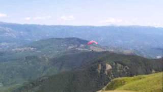 preview picture of video 'Parapendio Monte Sumbra - Alpi Apuane'